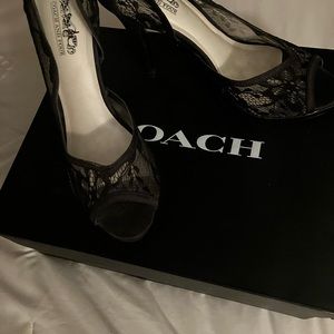 Beautiful coach shoes black size 7.5